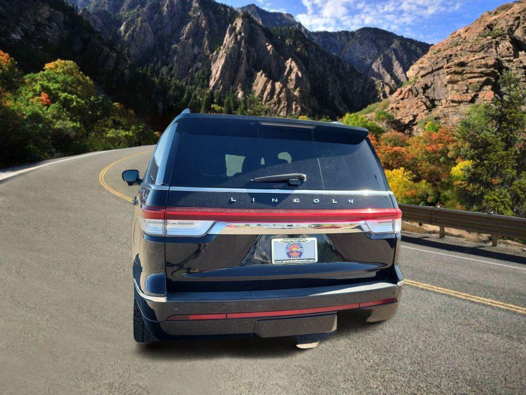 Lincoln Navigator 2023