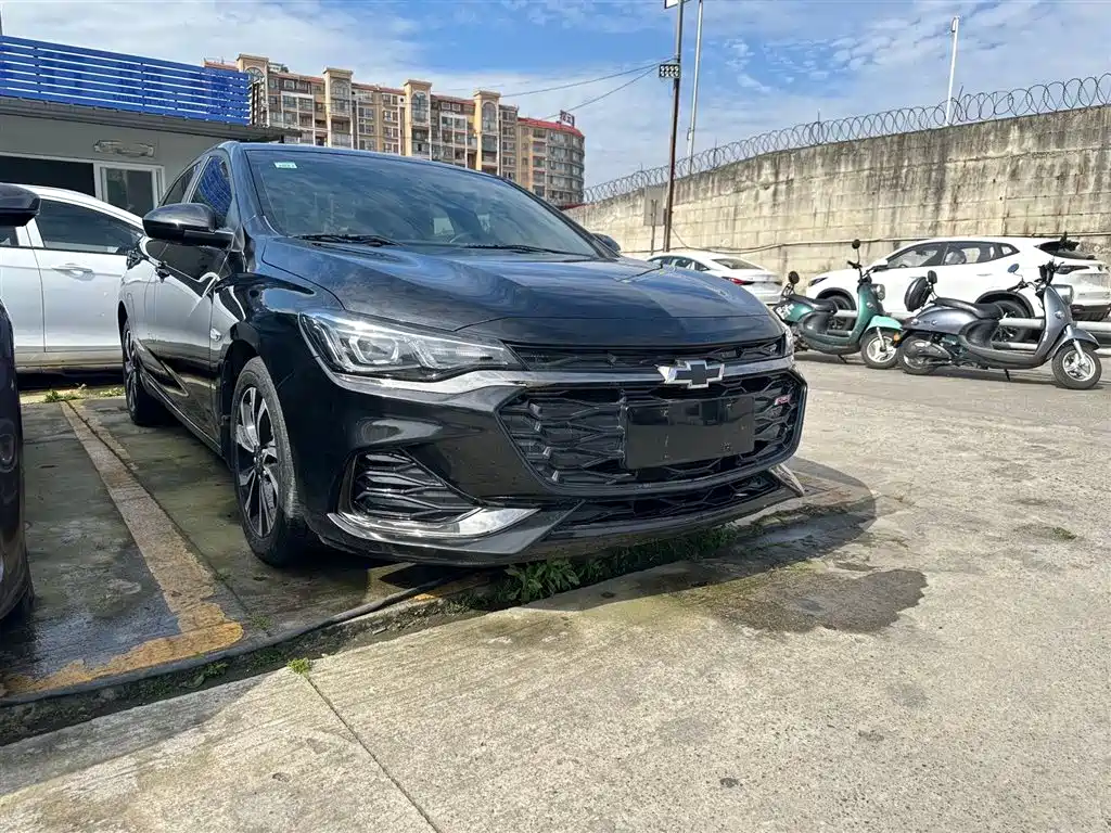 Chevrolet Cruze 2021
