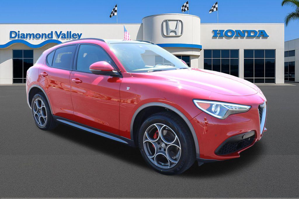 Alfa Romeo Stelvio 2023