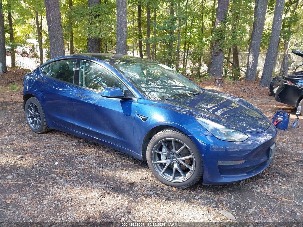 Tesla Model 3 2022