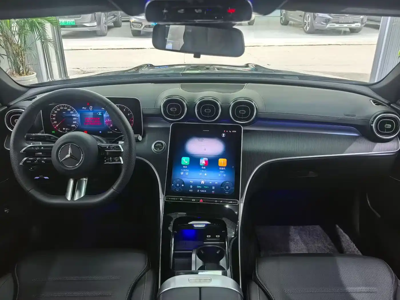 Mercedes-Benz C-Класс 2025