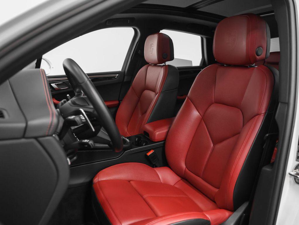 Porsche Macan 2022