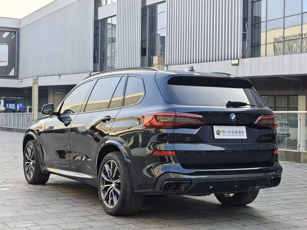 BMW X5 2022