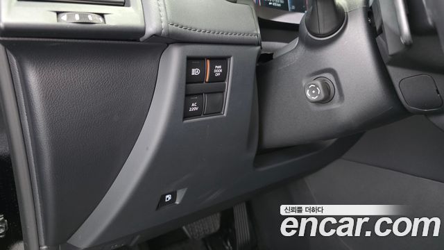 Toyota Alphard 2024