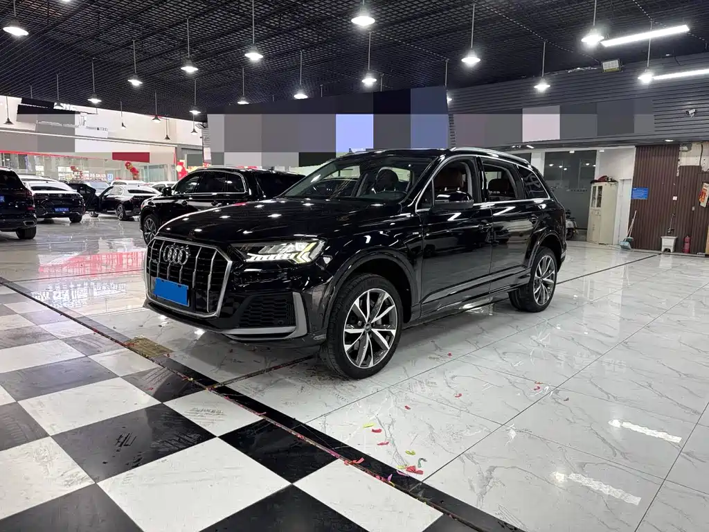 Audi Q7 2021