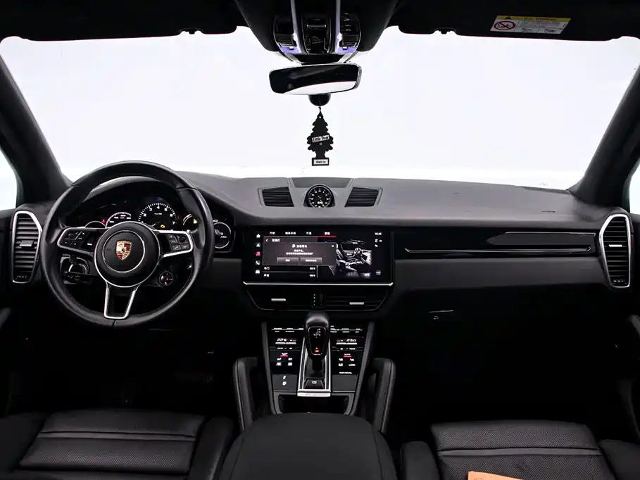 Porsche Cayenne 2023