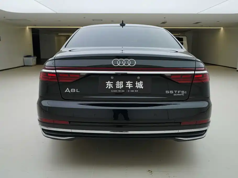 Audi A8 2023