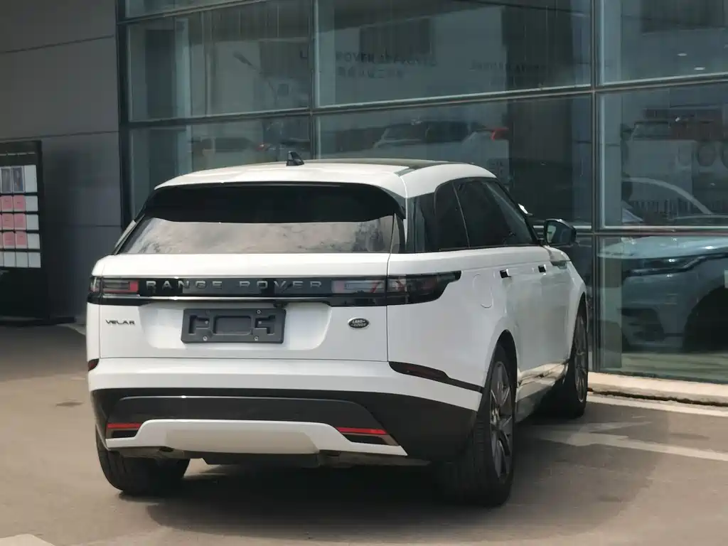 Land Rover Range Rover Velar 2025