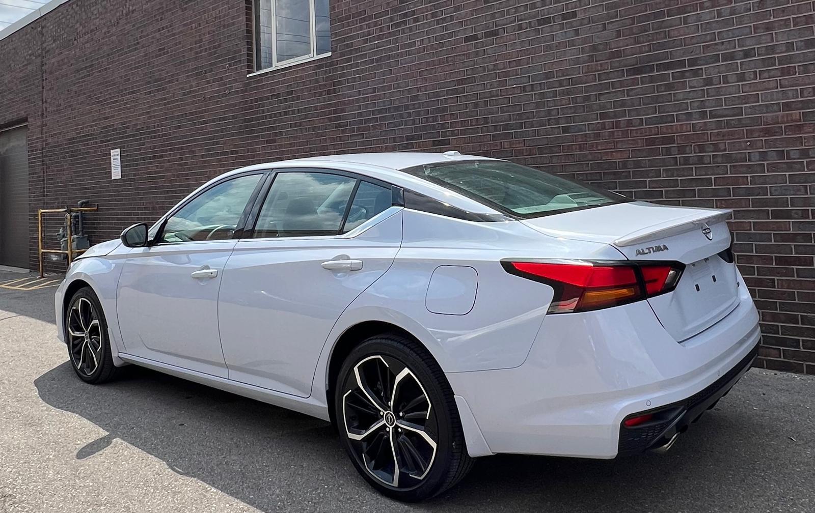 Nissan Altima 2023