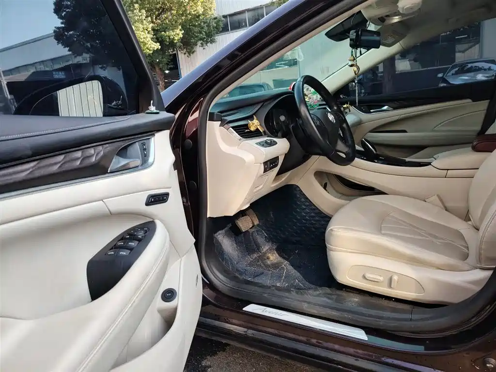 Buick LaCrosse 2022
