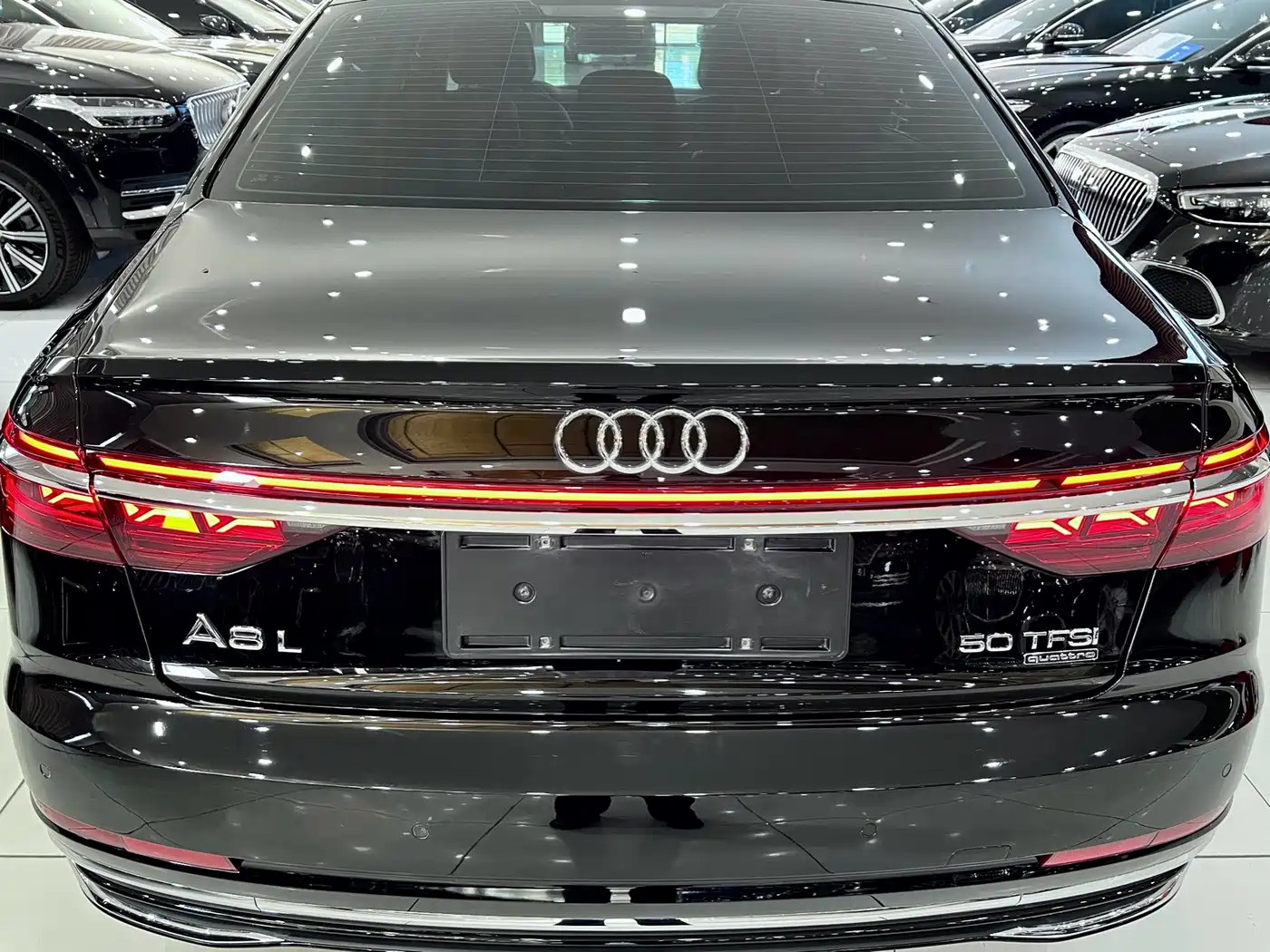 Audi A8 2024