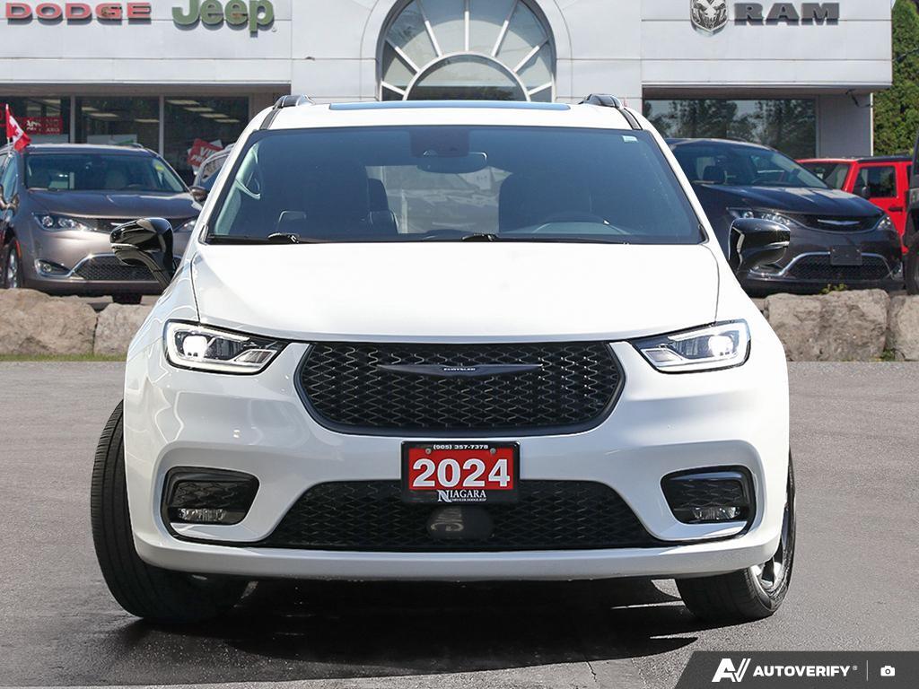 Chrysler Pacifica 2024