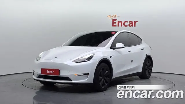 Tesla Model Y 2021