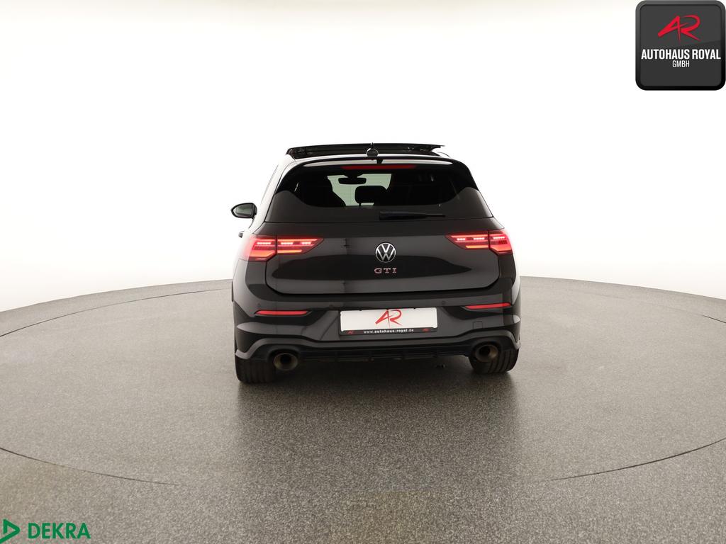 Volkswagen Golf 2024
