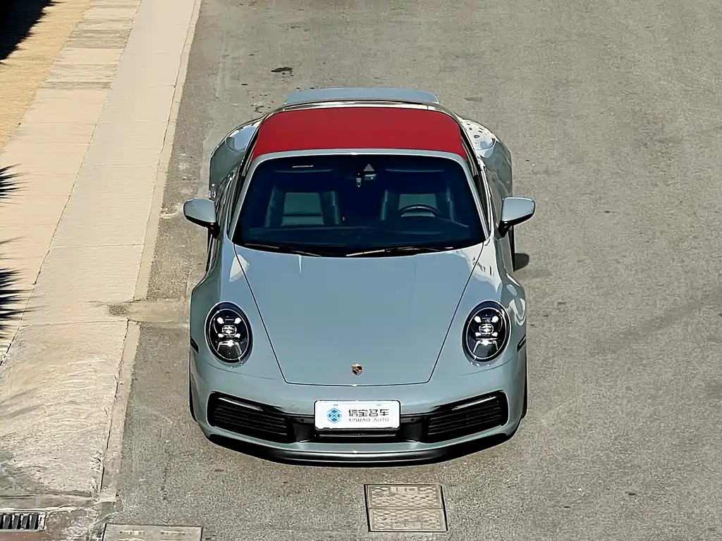 Porsche 911 2023