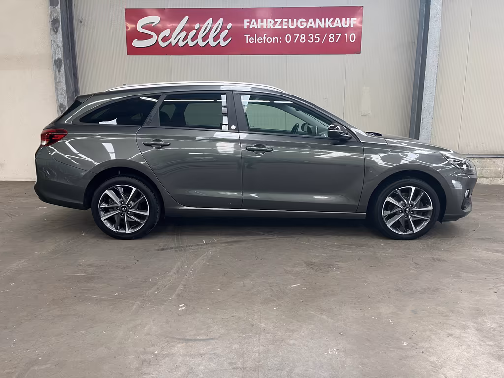 Hyundai i30 2021