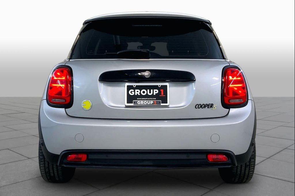Mini Hardtop 2024