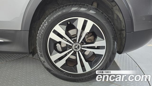 Mercedes-Benz GLB 2021