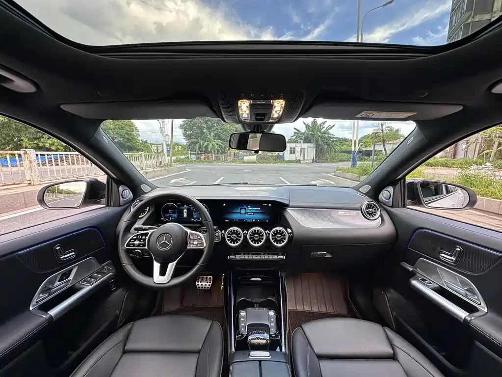 Mercedes-Benz GLA 2021