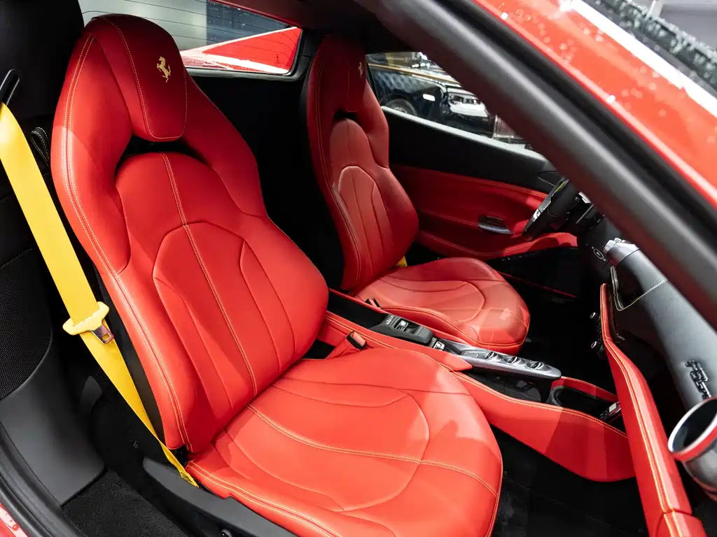 Ferrari F8 2022