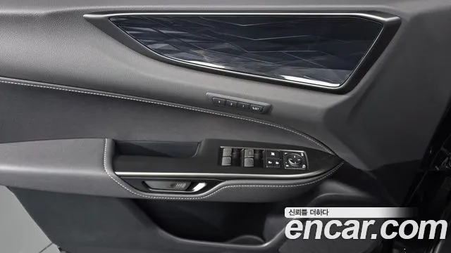 Lexus NX 2025