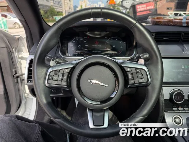 Jaguar F-Type 2021