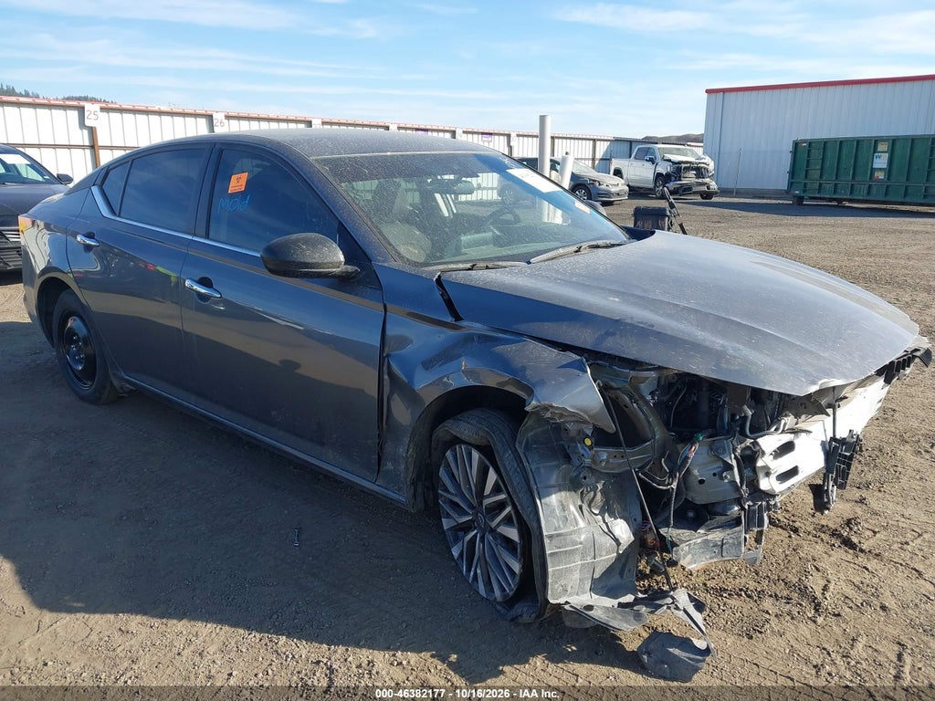 Nissan Altima 2025