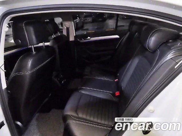 Volkswagen Passat 2022