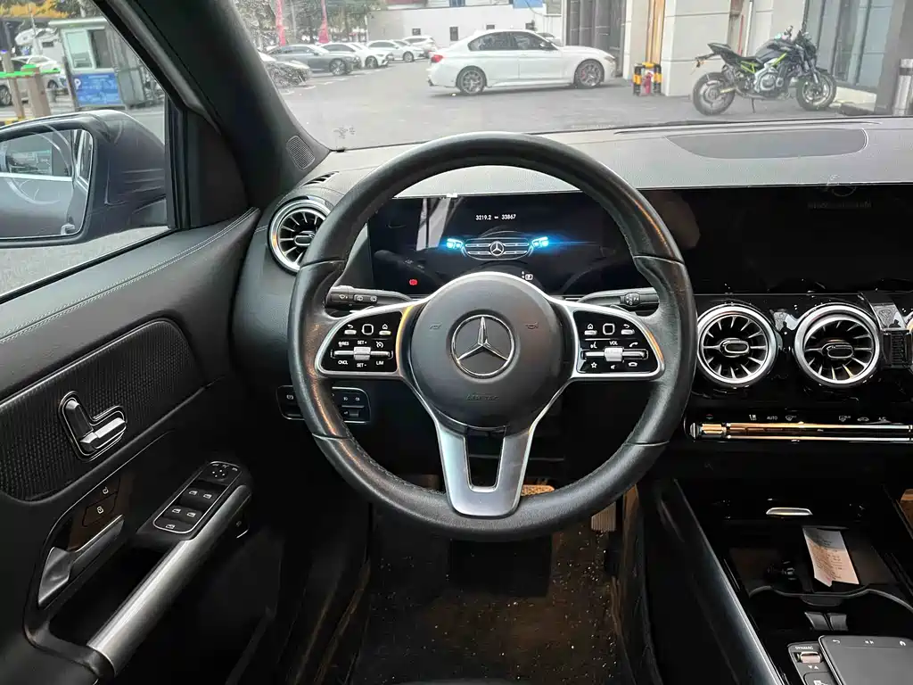Mercedes-Benz GLA 2022