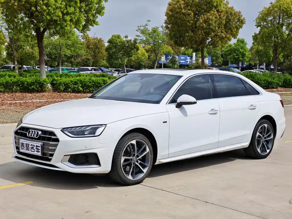 Audi A4 2022