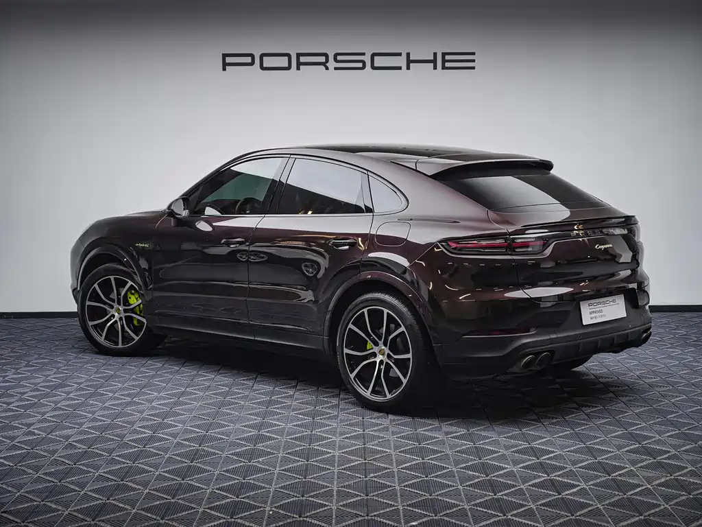 Porsche Cayenne 2023