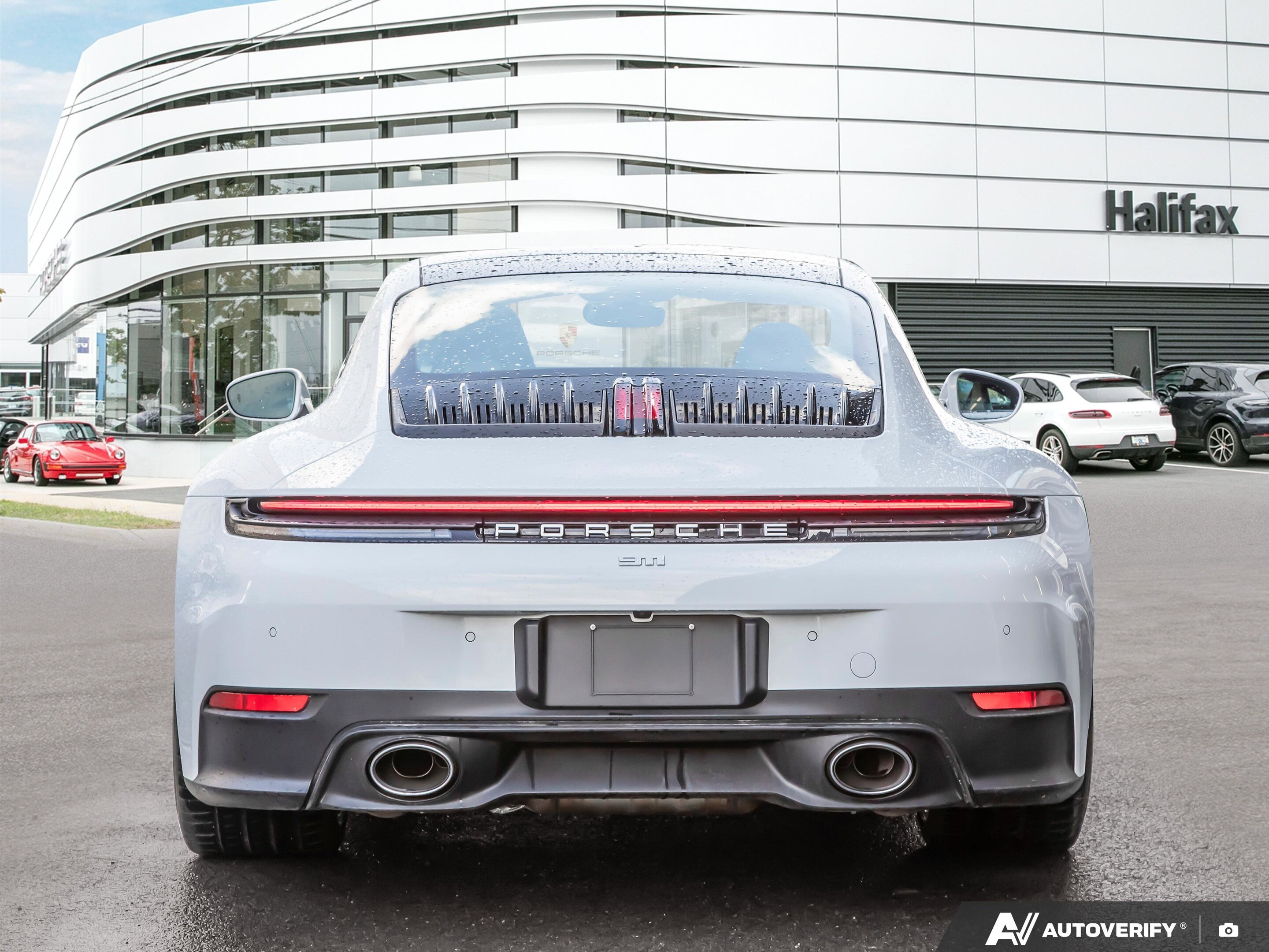 Porsche 911 2025