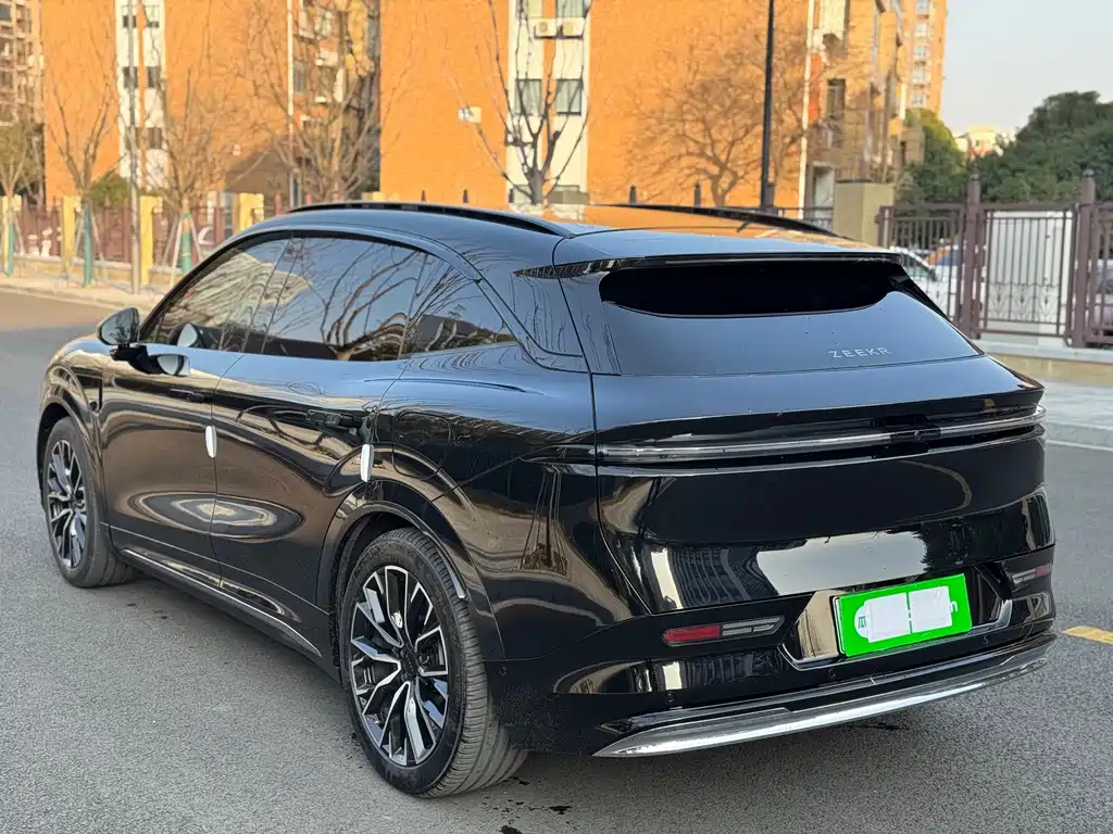 Zeekr 7X 2024