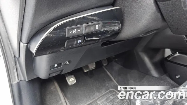 Toyota Prius 2021