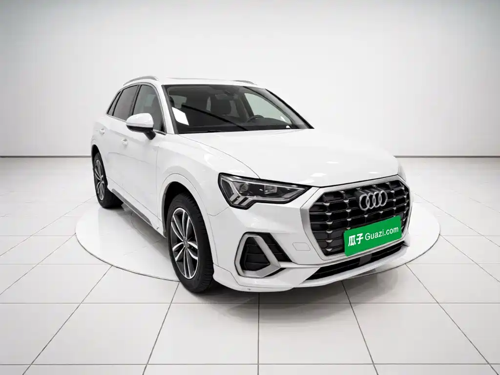 Audi Q3 2021