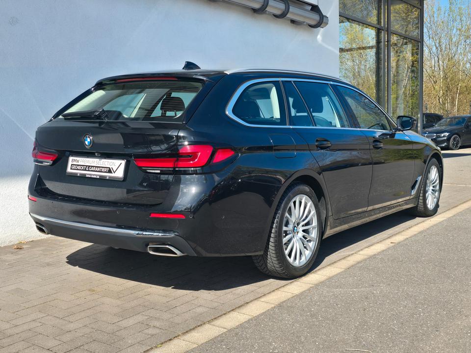 BMW 530 2023