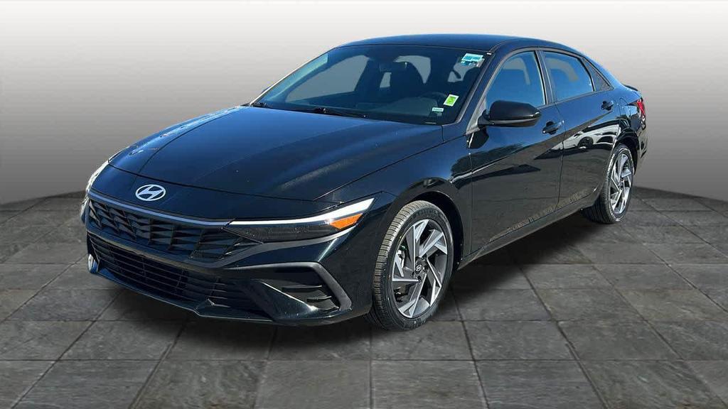 Hyundai Elantra 2025