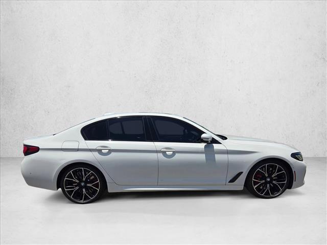 BMW M550 2022