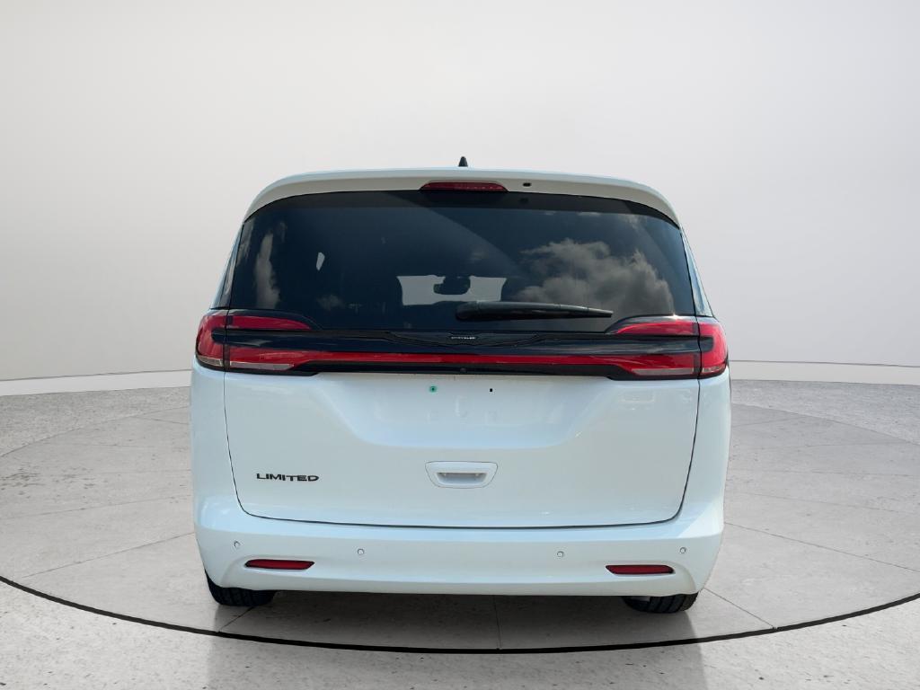 Chrysler Pacifica 2025