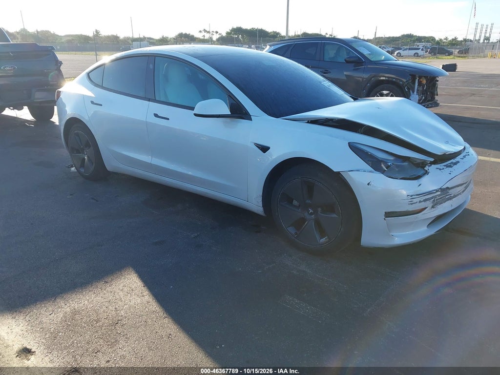Tesla Model 3 2021