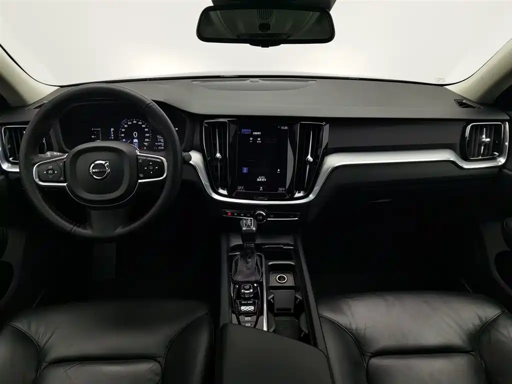 Volvo S60 2021