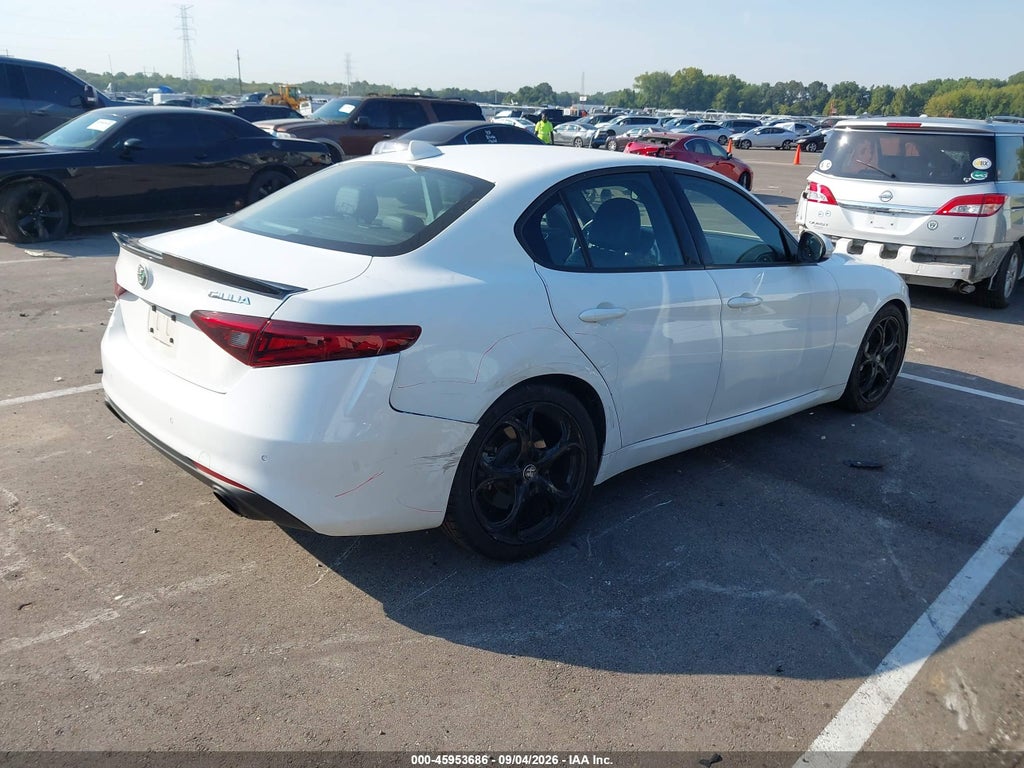 Alfa Romeo Giulia 2022