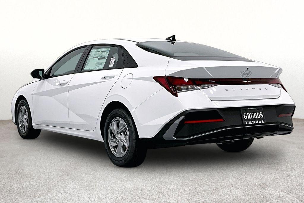 Hyundai Elantra 2026