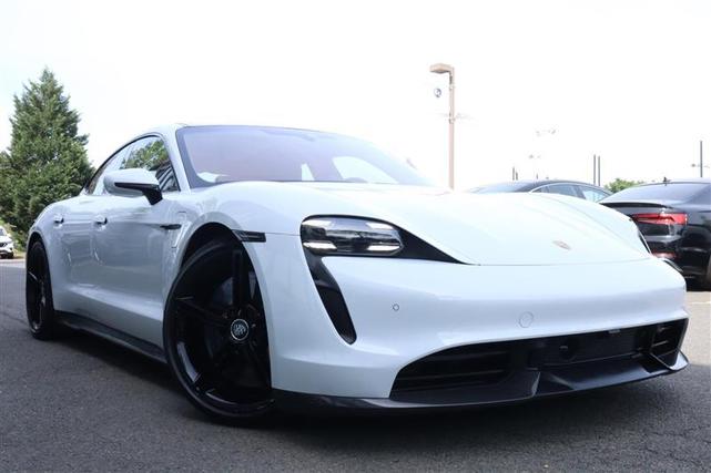 Porsche Taycan 2021