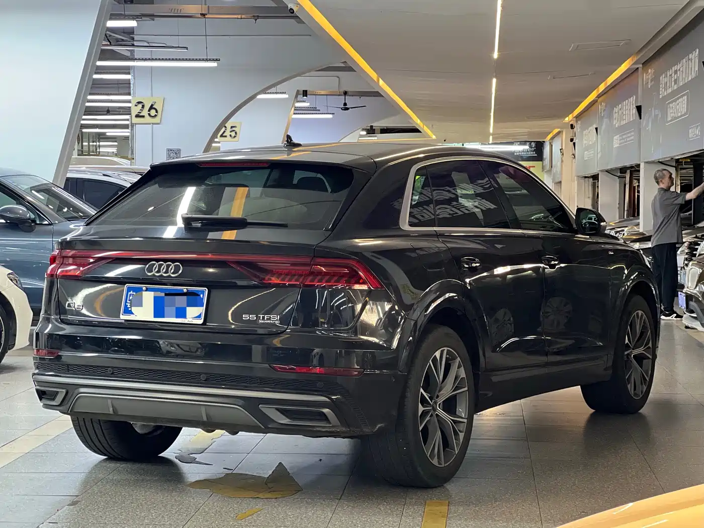 Audi Q8 2025