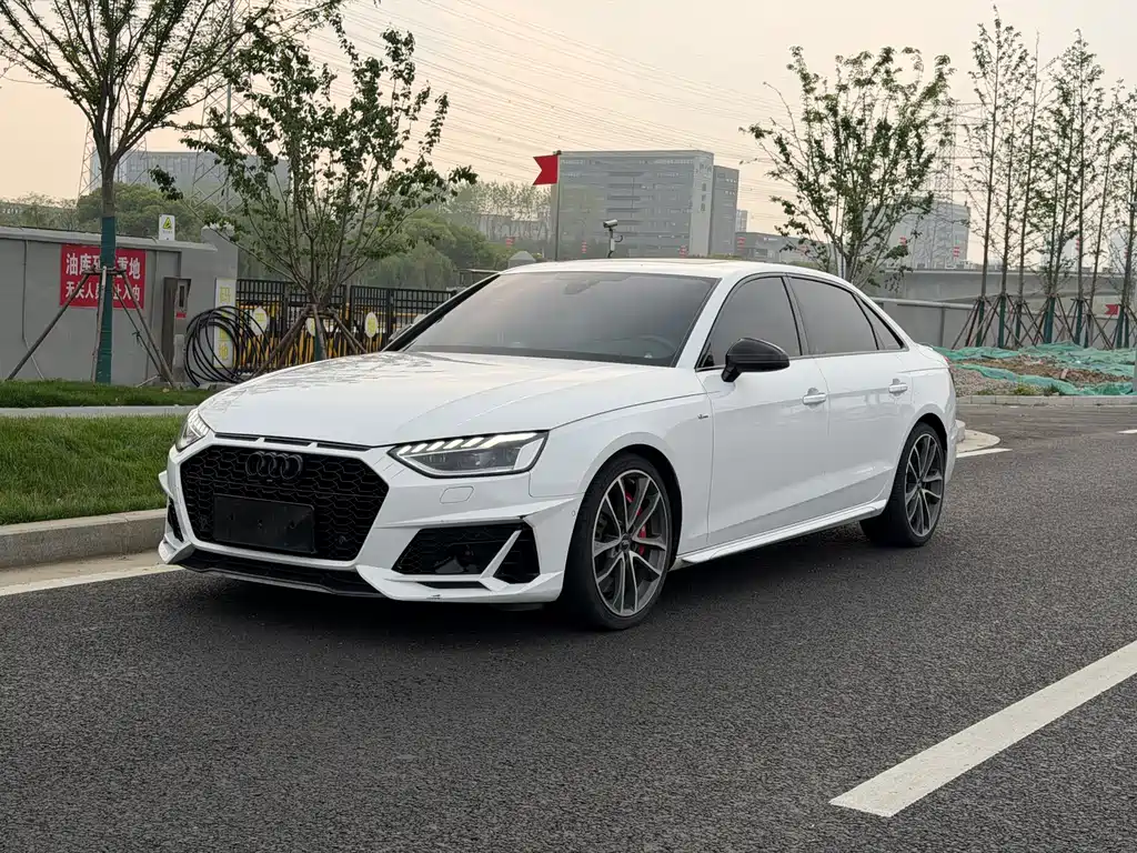 Audi A4 2021
