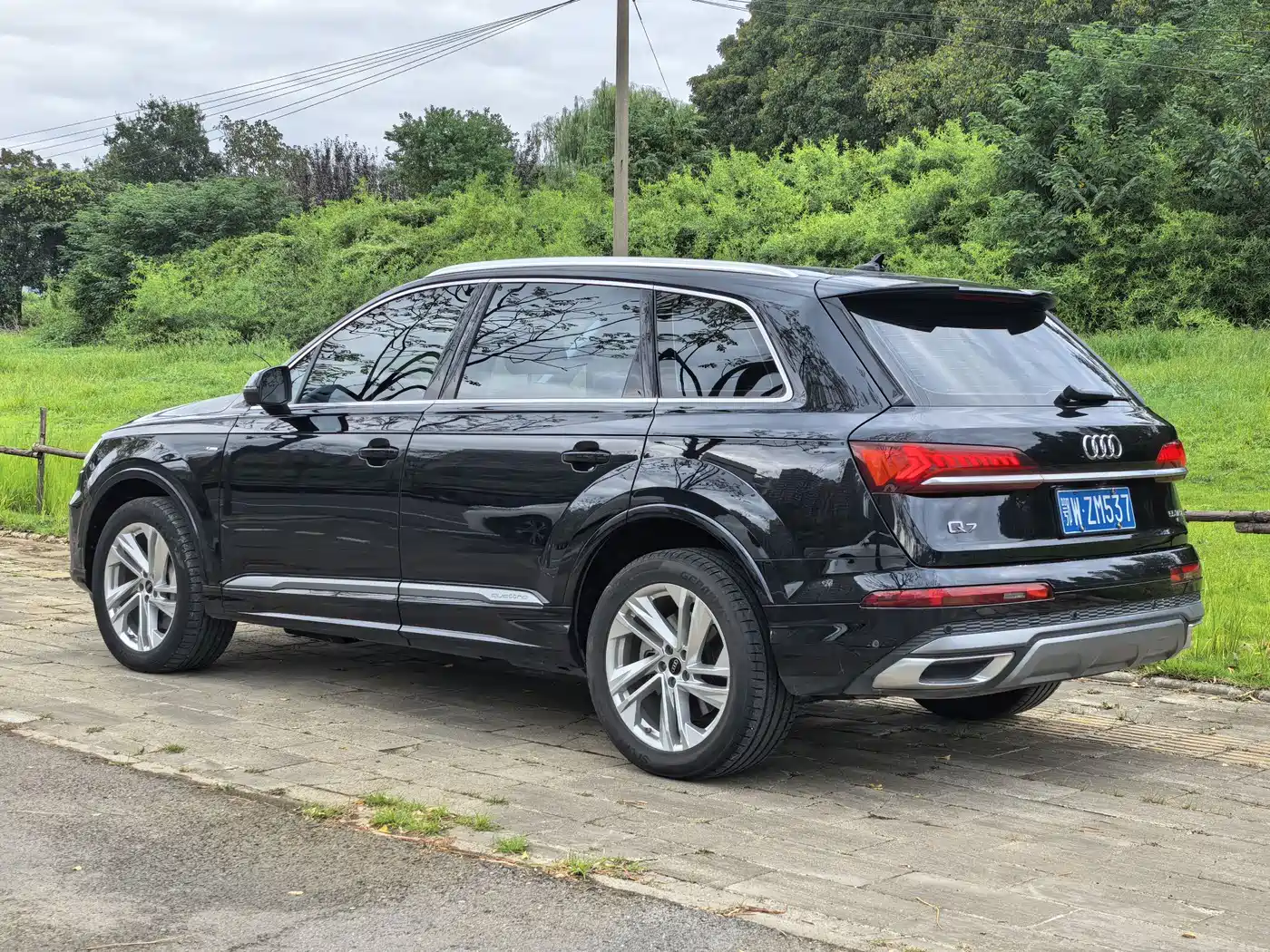Audi Q7 2021