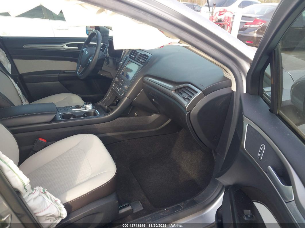 Ford Fusion 2020