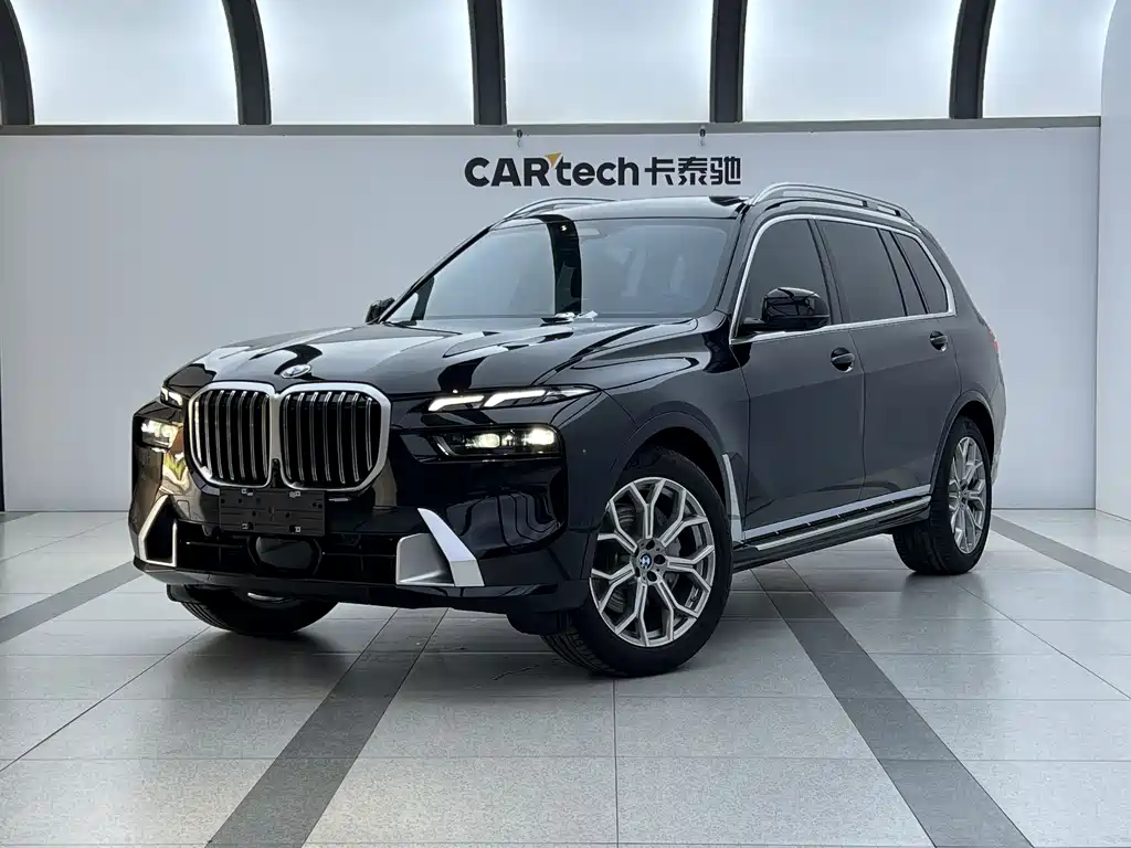 BMW X7 2024