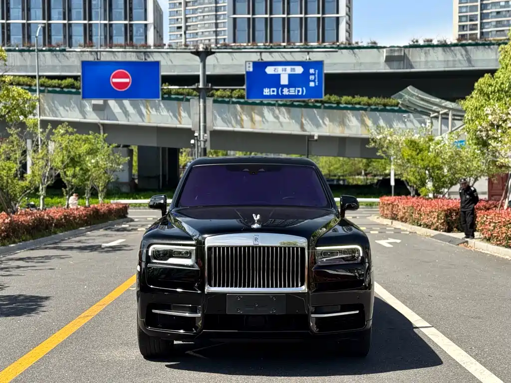 Rolls-Royce Cullinan 2024